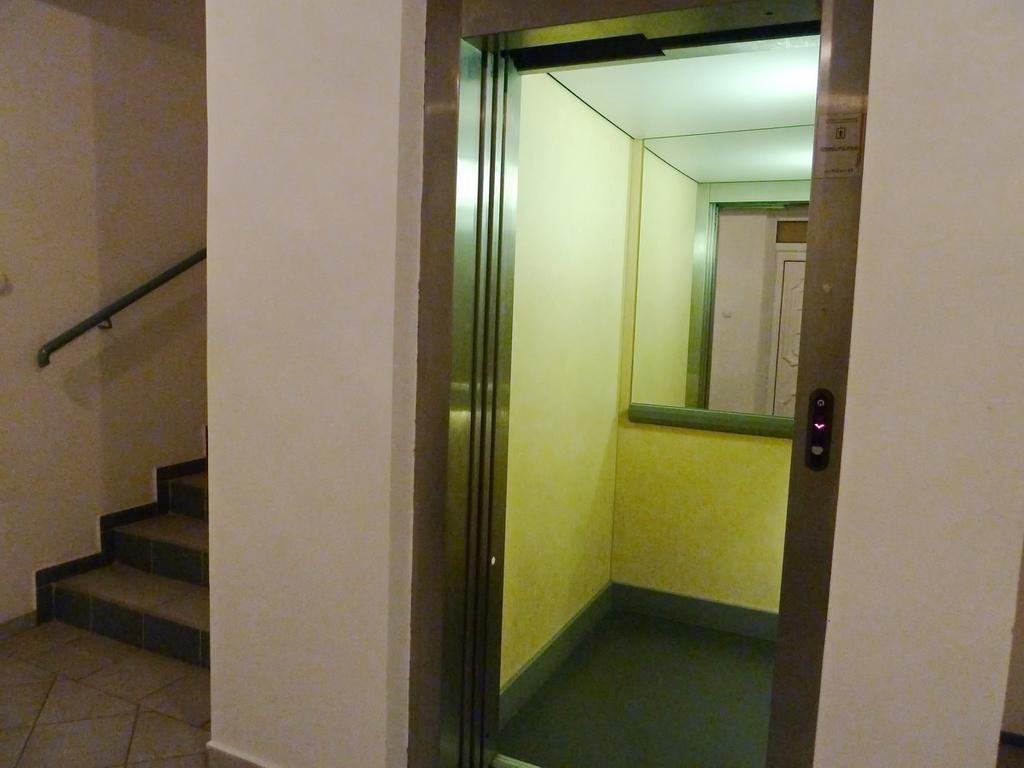 City Center Apartments Hévíz الغرفة الصورة